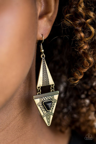 Paparazzi El Paso Edge - Brass - Black Stone - Triangular Frames Earrings