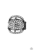 Paparazzi The Seven-FIGURE Itch Black Ring - The Jewelry Box Collection 