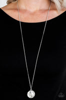 Paparazzi Dauntless Diva - White Necklace