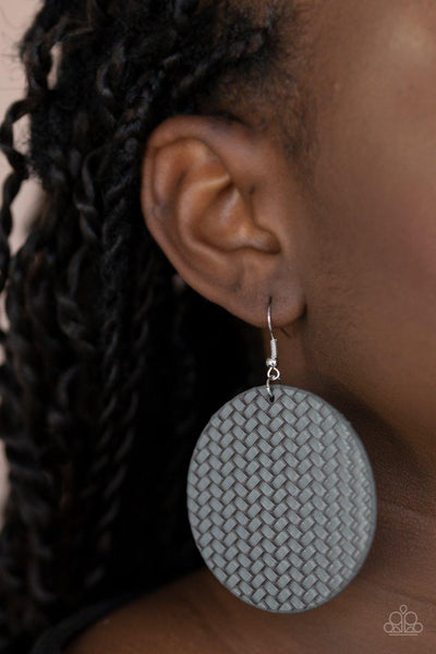 Paparazzi WEAVE Your Mark - Silver earring - The Jewelry Box Collection 