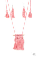 Paparazzi Necklace Between You and MACRAME - Pink