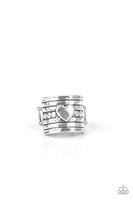 Paparazzi Dont Lose Heart - Silver Ring