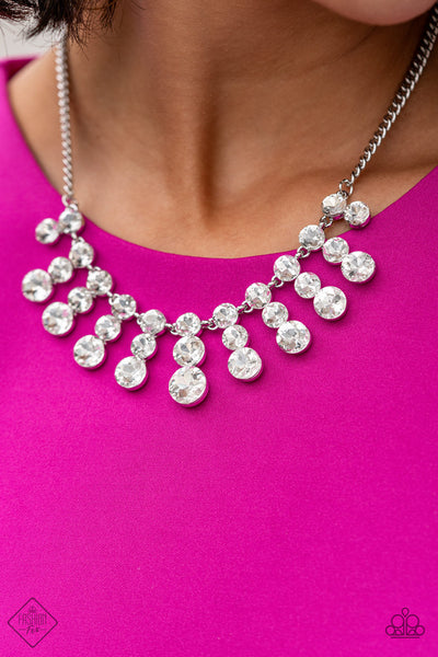 Paparazzi Necklace Celebrity Couture - White