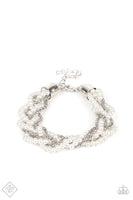 Paparazzi Vintage Variation - White Pearl Bracelet