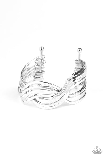 Paparazzi Curvaceous Curves - Silver Bracelet - The Jewelry Box Collection 